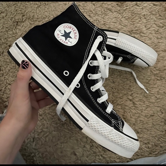 Black Platform Hightop Converse - Picture 2 of 4